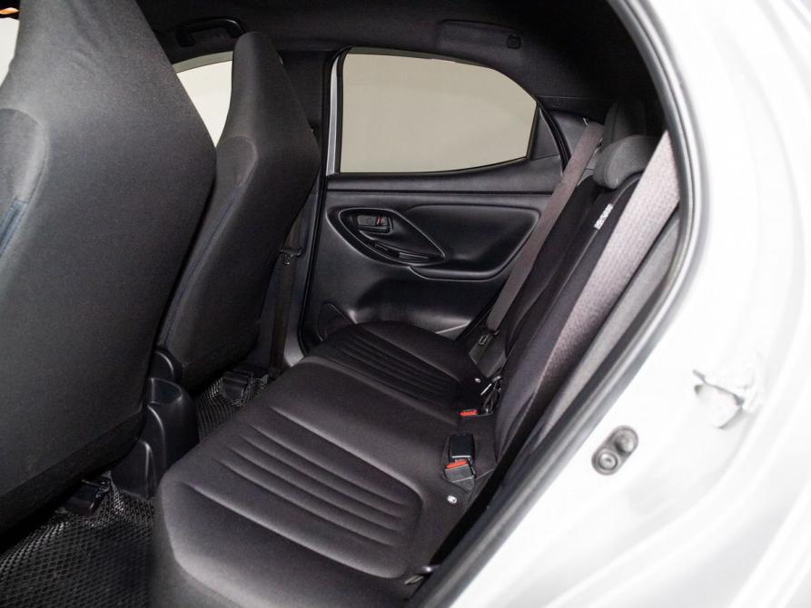 Toyota Yaris IV Иркутск  - изображение 7