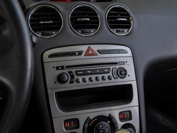 Peugeot 308 I Рестайлинг с пробегом 2012 года, цена 540 000 рублей, 216767 км, универсал, Автокод Объявления