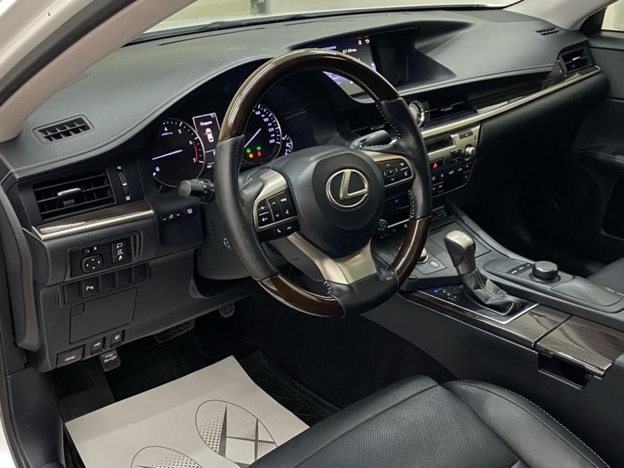 Lexus ES VI Рестайлинг Энгельс  - изображение 24