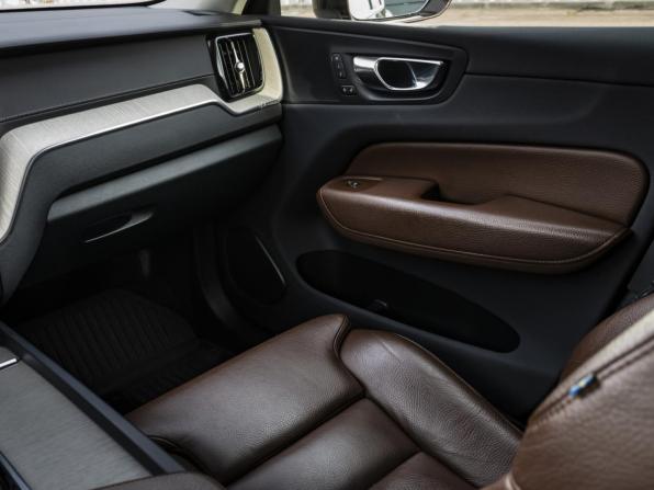 Volvo XC60 II с пробегом 2020 года, цена 4 099 000 рублей, 86503 км, внедорожник, Автокод Объявления