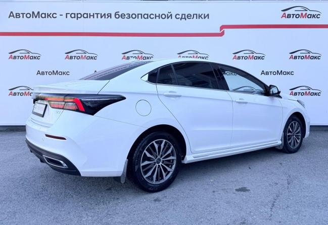 Omoda S5 с пробегом 2023 года, цена 1 480 000 рублей, 31701 км, седан, Автокод Объявления