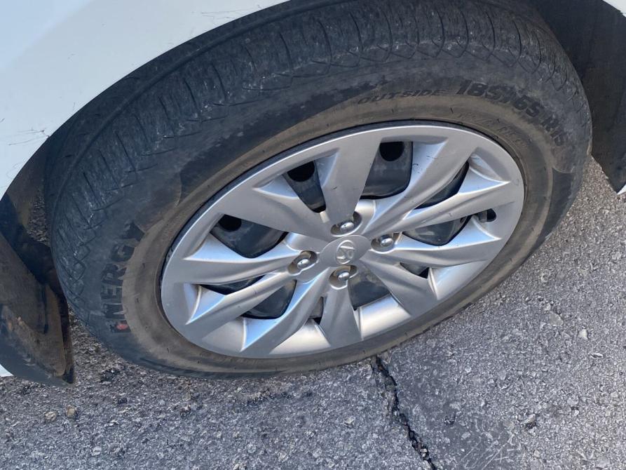 Hyundai Solaris II Самара  - изображение 17
