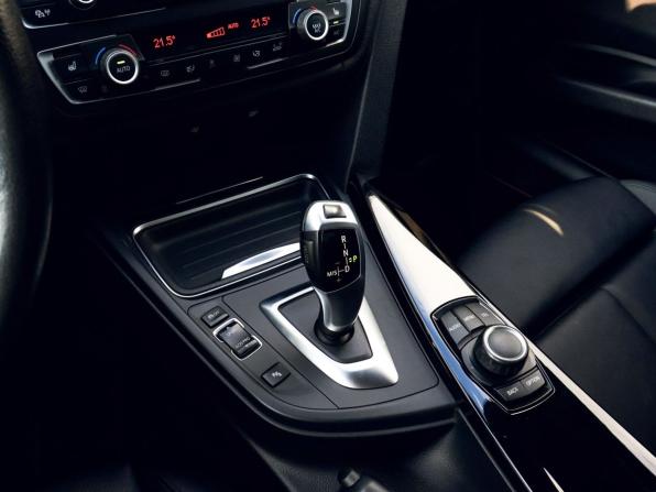 BMW 3 серии VI (F3x) с пробегом 2012 года, цена 2 149 000 рублей, 116799 км, седан, Автокод Объявления