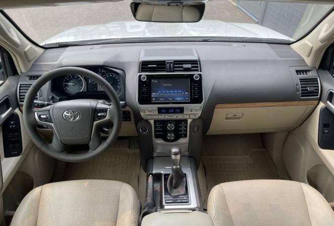 Toyota Land Cruiser Prado 150 Series Рестайлинг 2 с пробегом 2019 года, цена 5 780 000 рублей, 104311 км, внедорожник, Автокод Объявления