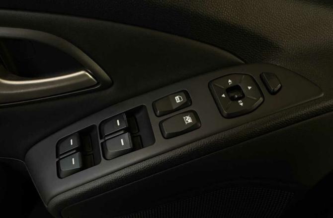 Hyundai ix35 I с пробегом 2012 года, цена 1 050 000 рублей, 179750 км, внедорожник, Автокод Объявления