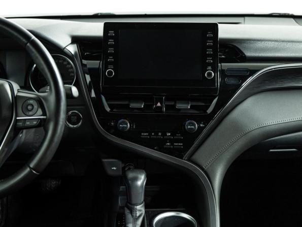 Toyota Camry VIII (XV70) Рестайлинг с пробегом 2021 года, цена 3 050 000 рублей, 113438 км, седан, Автокод Объявления