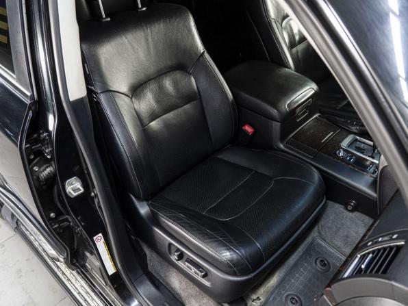 Toyota Land Cruiser 200 Series Рестайлинг 1 с пробегом 2012 года, цена 3 459 000 рублей, 312045 км, внедорожник, Автокод Объявления