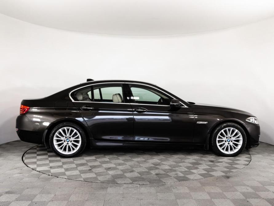 BMW 5 серии VI (F10/F11/F07) Рестайлинг Санкт-Петербург  - изображение 4