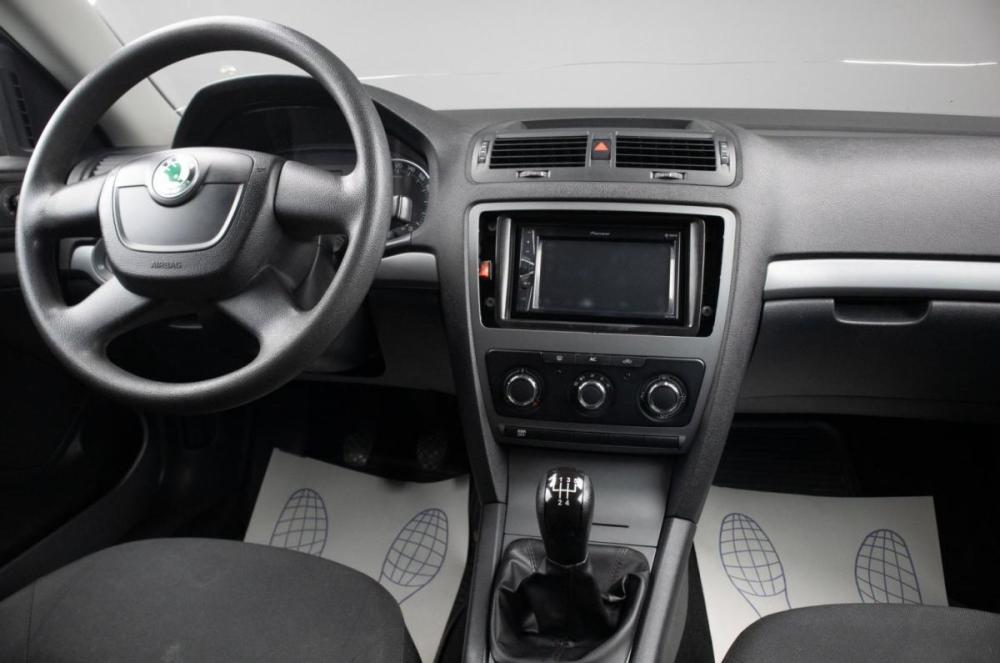 Skoda Octavia II (A5) Рестайлинг Оренбург  - изображение 9