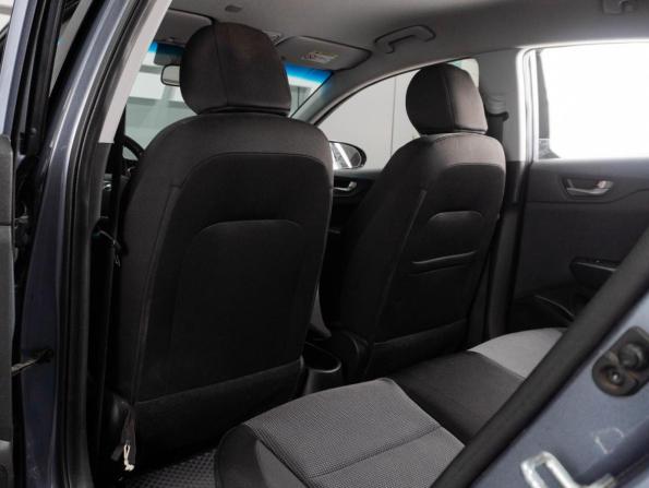Hyundai Solaris II с пробегом 2017 года, цена 1 350 000 рублей, 124877 км, седан, Автокод Объявления