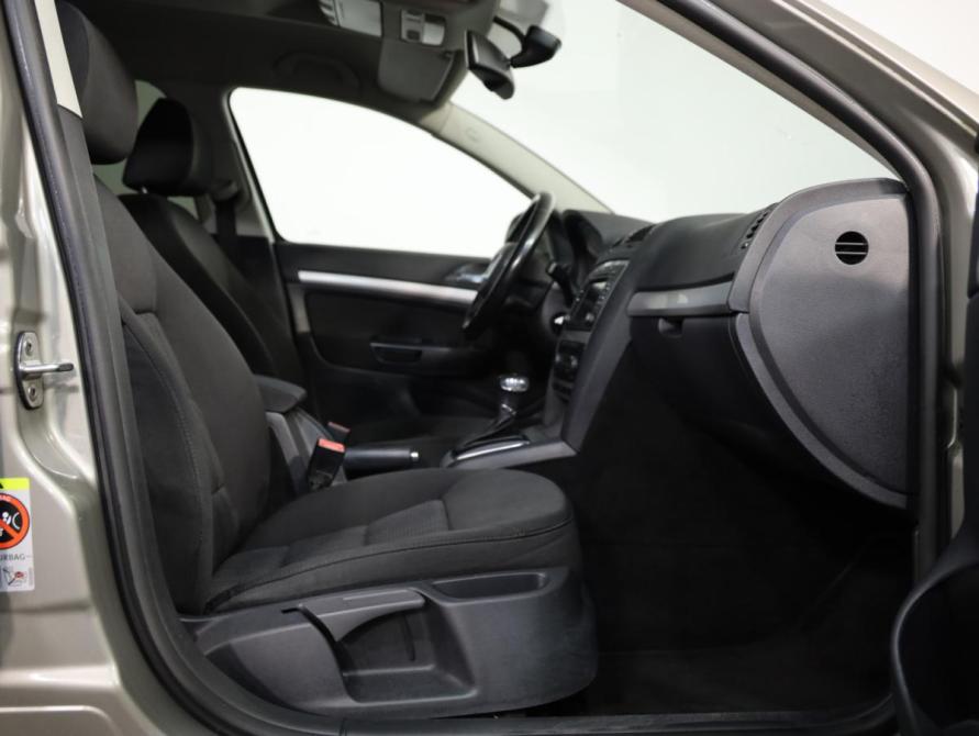 Skoda Octavia II (A5) Рестайлинг Санкт-Петербург  - изображение 22