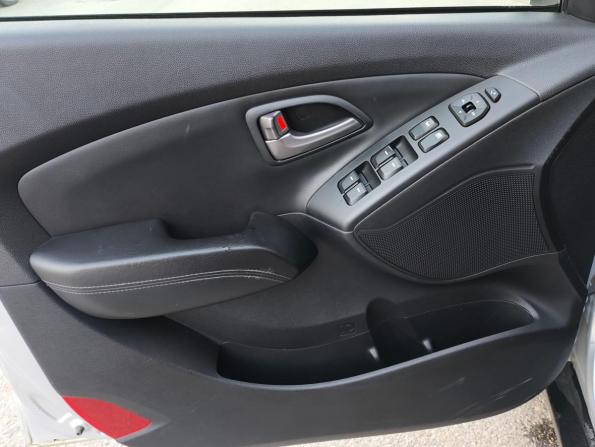 Hyundai ix35 I Рестайлинг с пробегом 2013 года, цена 987 000 рублей, 212820 км, внедорожник, Автокод Объявления