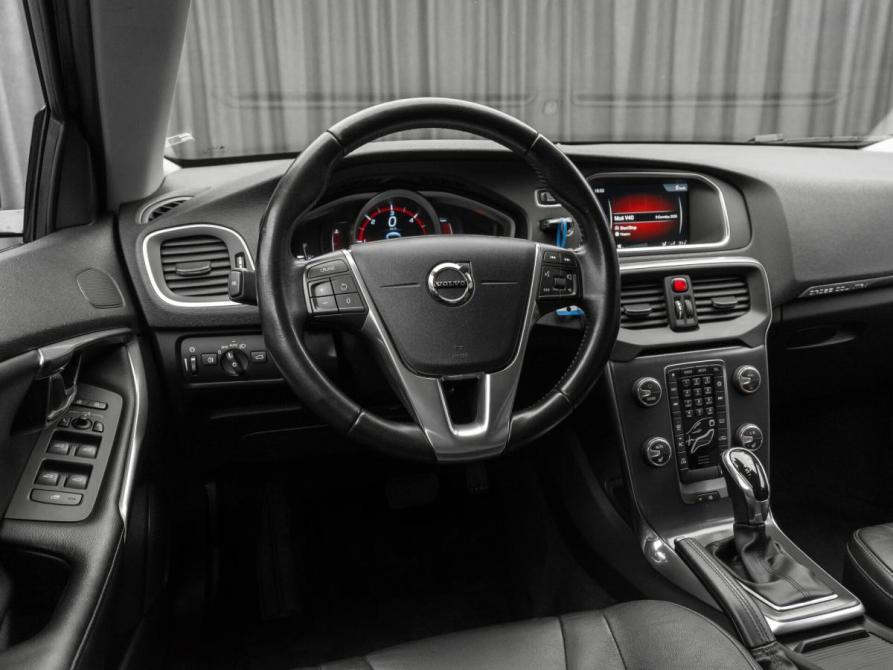 Volvo V40 Cross Country I Рестайлинг Москва  - изображение 7