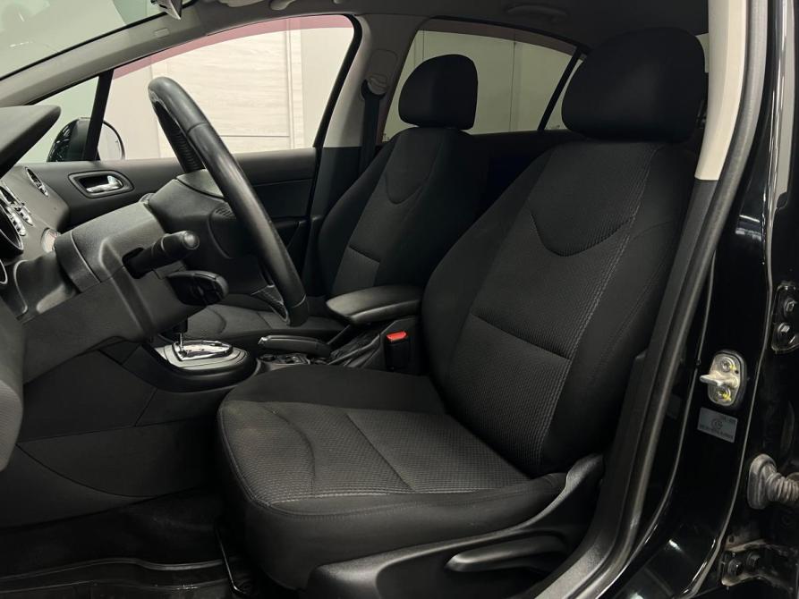 Peugeot 408 I Казань  - изображение 14