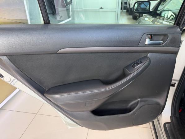 Toyota Avensis II с пробегом 2004 года, цена 750 000 рублей, 238337 км, лифтбек, Автокод Объявления