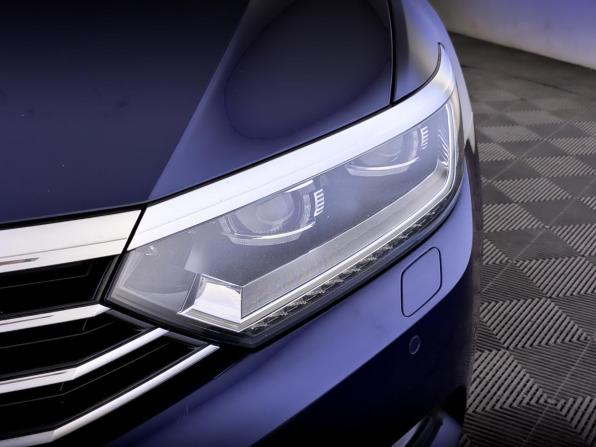 Volkswagen Passat B8 с пробегом 2019 года, цена 2 400 000 рублей, 128087 км, седан, Автокод Объявления