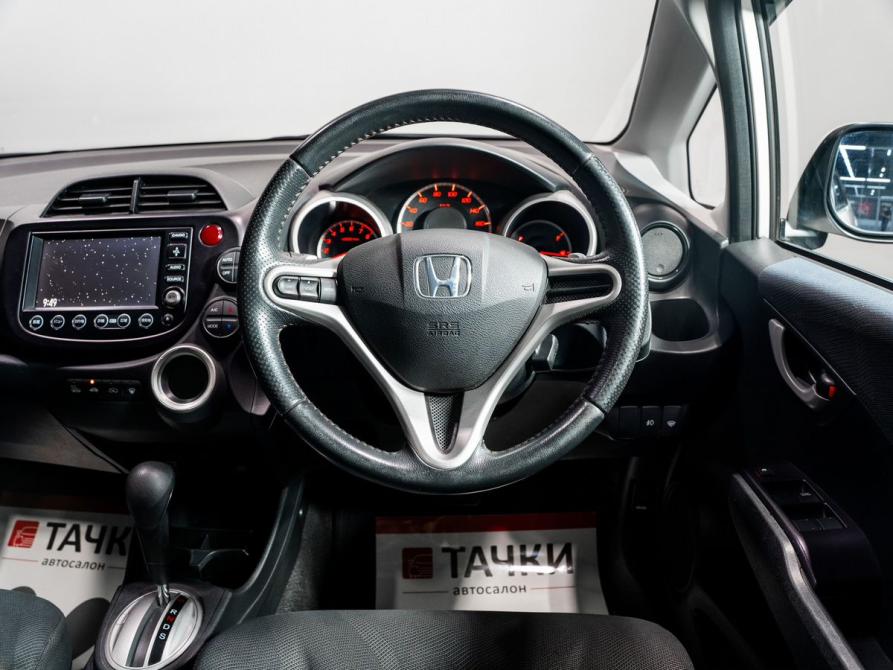 Honda Fit II Чита  - изображение 8