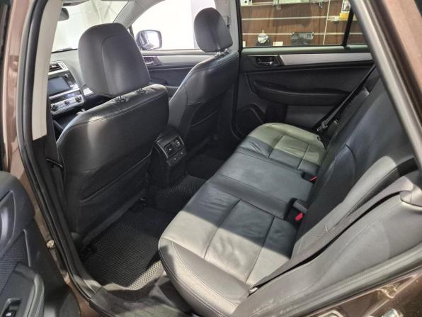 Subaru Outback V с пробегом 2017 года, цена 1 599 000 рублей, 349588 км, универсал, Автокод Объявления