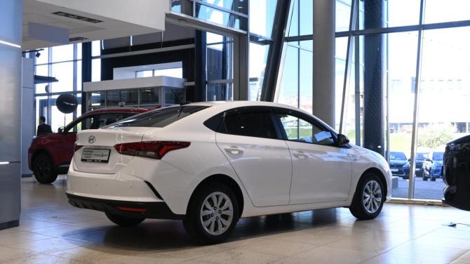 Hyundai Solaris II Рестайлинг с пробегом 2021 года, цена 1 320 000 рублей, 171501 км, седан, Автокод Объявления