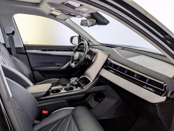 Geely Atlas II с пробегом 2024 года, цена 2 770 000 рублей, 69150 км, внедорожник, Автокод Объявления