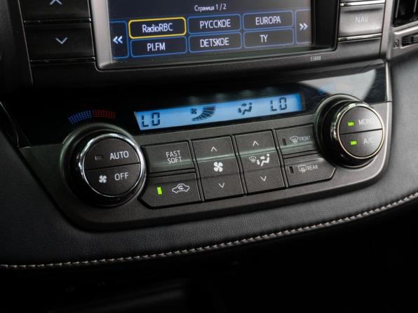 Toyota RAV4 IV (XA40) с пробегом 2012 года, цена 1 799 000 рублей, 191792 км, внедорожник, Автокод Объявления