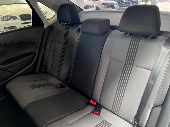 Volkswagen Polo V Рестайлинг с пробегом 2017 года, цена 1 065 000 рублей, 193454 км, седан, Автокод Объявления