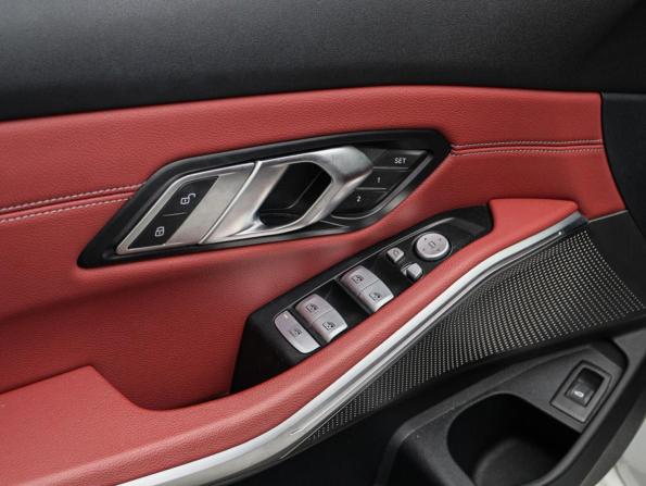 BMW 3 серии VII (G2x) Рестайлинг 2 с пробегом 2025 года, цена 5 600 000 рублей, 7000 км, седан, Автокод Объявления