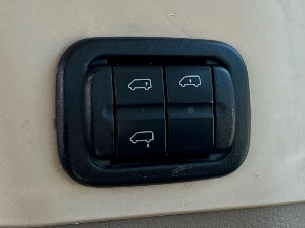 Mercedes-Benz Viano I (W639) с пробегом 2005 года, цена 1 287 000 рублей, 287000 км, минивэн, Автокод Объявления
