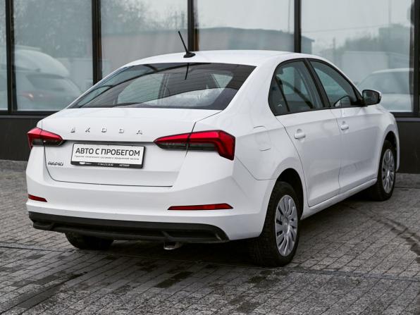Skoda Rapid II с пробегом 2020 года, цена 980 000 рублей, 200518 км, лифтбек, Автокод Объявления
