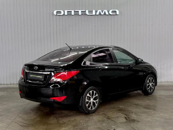 Hyundai Solaris I Рестайлинг с пробегом 2015 года, цена 1 097 000 рублей, 76840 км, седан, Автокод Объявления