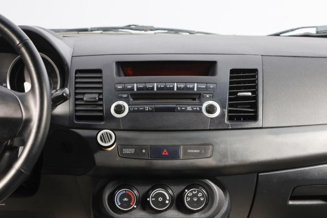 Mitsubishi Lancer X Рестайлинг с пробегом 2011 года, цена 949 000 рублей, 203803 км, седан, Автокод Объявления