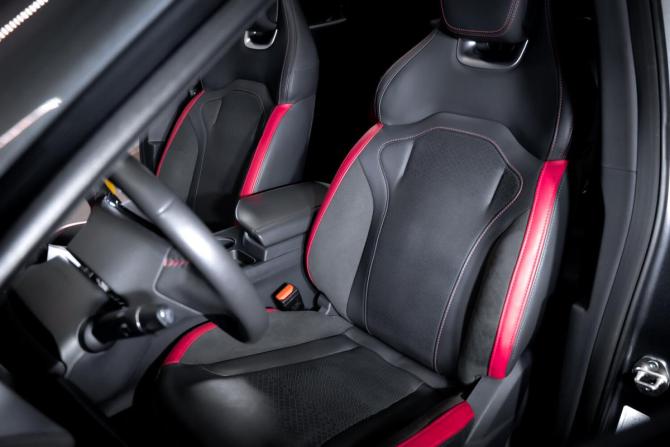 JETOUR DASHING I с пробегом 2023 года, цена 2 200 000 рублей, 31900 км, внедорожник, Автокод Объявления