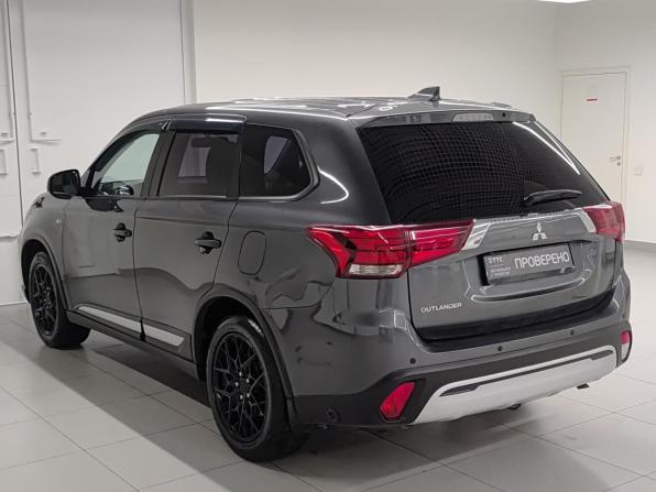 Mitsubishi Outlander III Рестайлинг 3 с пробегом 2020 года, цена 2 400 000 рублей, 85651 км, внедорожник, Автокод Объявления
