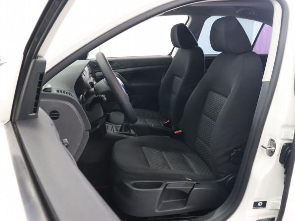 Skoda Octavia II (A5) Рестайлинг с пробегом 2011 года, цена 699 000 рублей, 282152 км, лифтбек, Автокод Объявления