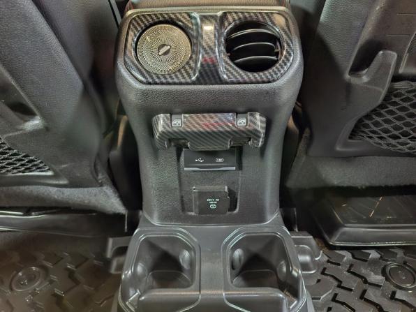 Jeep Wrangler IV (JL) с пробегом 2018 года, цена 4 279 000 рублей, 121754 км, внедорожник, Автокод Объявления