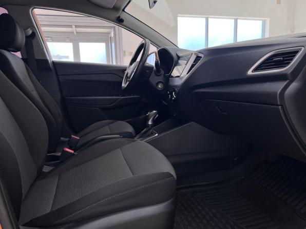 Hyundai Solaris II с пробегом 2018 года, цена 1 310 000 рублей, 153434 км, седан, Автокод Объявления