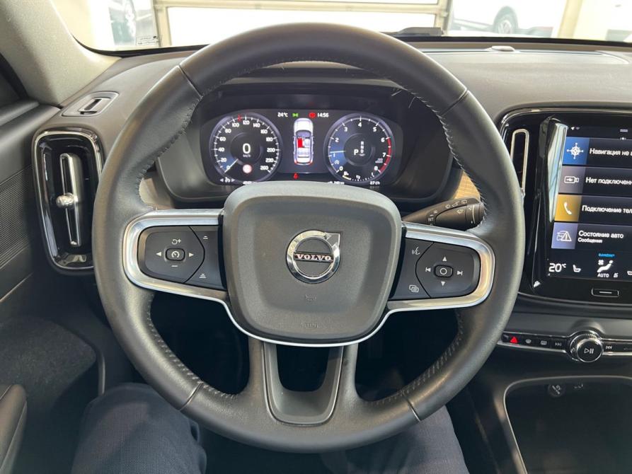Volvo XC40 I Москва  - изображение 14
