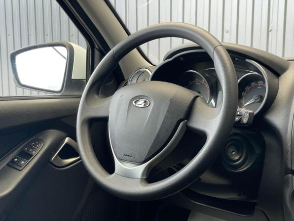 Lada (ВАЗ) Granta I Рестайлинг с пробегом 2021 года, цена 727 000 рублей, 99908 км, седан, Автокод Объявления