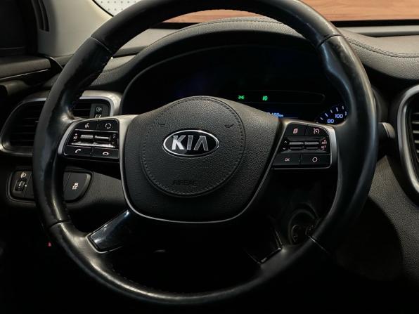 Kia Sorento III Prime Рестайлинг с пробегом 2019 года, цена 2 699 900 рублей, 139590 км, внедорожник, Автокод Объявления