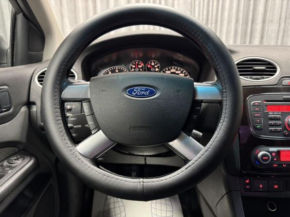 Ford Focus II с пробегом 2007 года, цена 500 000 рублей, 273149 км, седан, Автокод Объявления