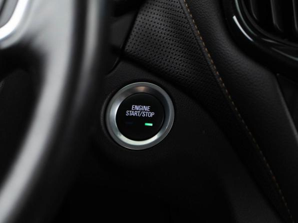 Chevrolet Equinox III Рестайлинг с пробегом 2020 года, цена 2 498 999 рублей, 77784 км, внедорожник, Автокод Объявления