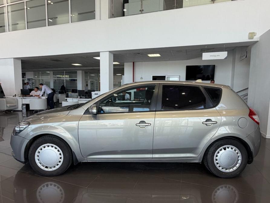 Kia Ceed I Рестайлинг Челябинск  - изображение 4