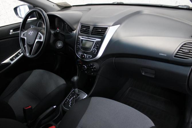 Hyundai Solaris I с пробегом 2014 года, цена 875 000 рублей, 80241 км, седан, Автокод Объявления