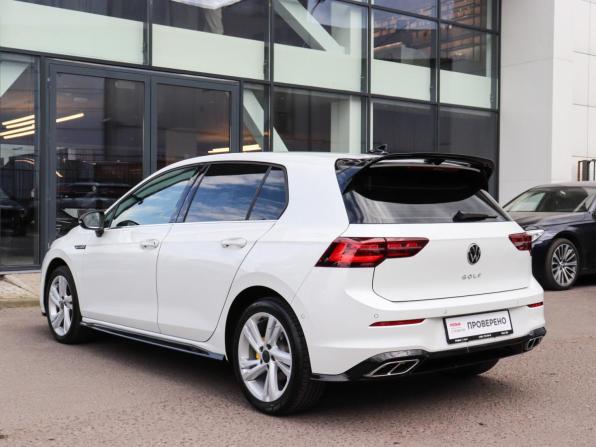 Volkswagen Golf VIII с пробегом 2021 года, цена 2 657 000 рублей, 61359 км, хэтчбек, Автокод Объявления