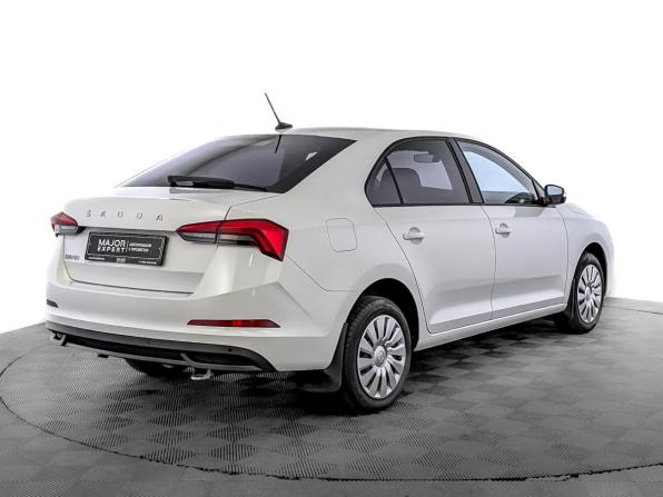 Skoda Rapid II с пробегом 2022 года, цена 1 600 000 рублей, 93487 км, лифтбек, Автокод Объявления