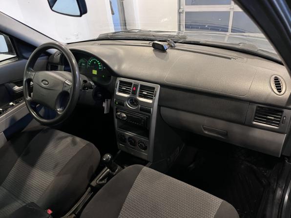 Lada (ВАЗ) Priora I с пробегом 2008 года, цена 190 000 рублей, 249145 км, хэтчбек, Автокод Объявления
