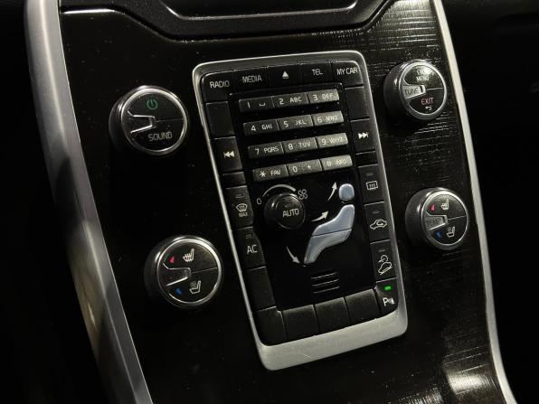Volvo XC70 II с пробегом 2012 года, цена 1 530 000 рублей, 279785 км, универсал, Автокод Объявления
