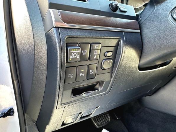 Toyota Land Cruiser 200 Series Рестайлинг 2 с пробегом 2020 года, цена 8 120 000 рублей, 155042 км, внедорожник, Автокод Объявления