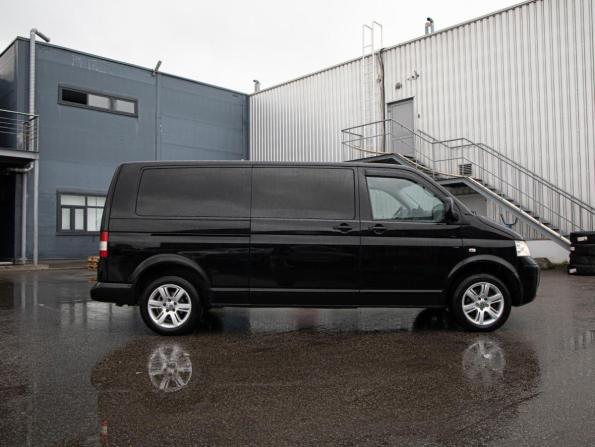 Volkswagen Caravelle T5 с пробегом 2008 года, цена 1 499 000 рублей, 224405 км, минивэн, Автокод Объявления