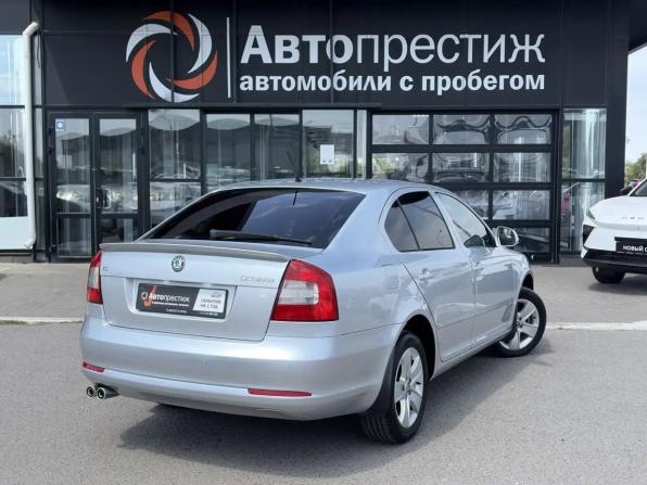 Skoda Octavia II (A5) Рестайлинг с пробегом 2011 года, цена 818 000 рублей, 197597 км, лифтбек, Автокод Объявления